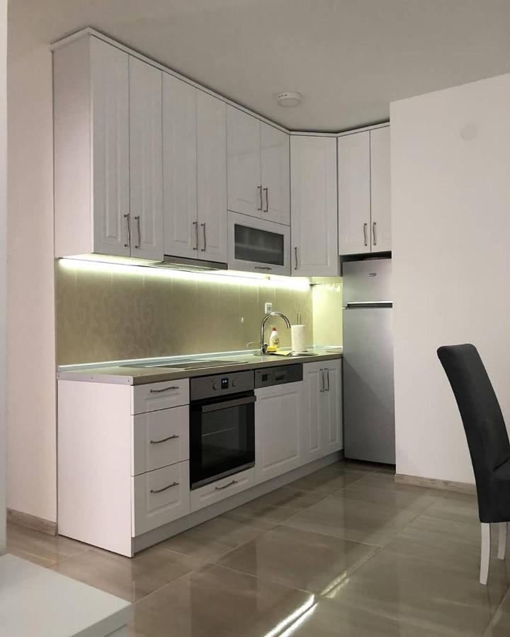 Apartman Sims Биелина Экстерьер фото